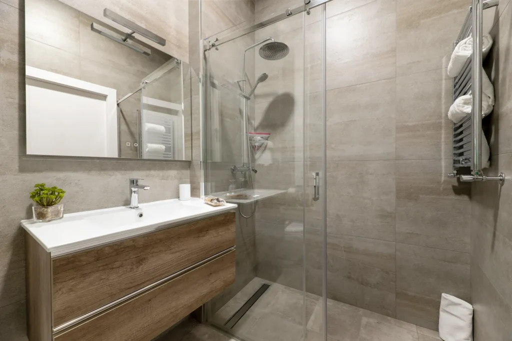 Glass Shower Doors Near You | Glass Innovation Corp