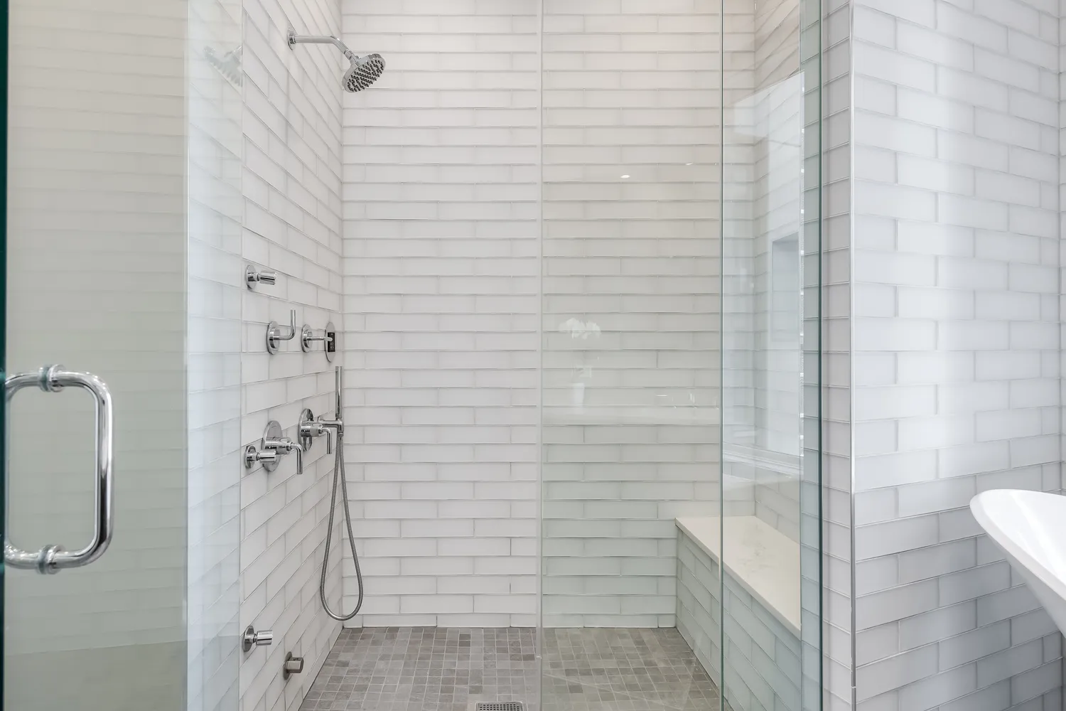 Shower Glass Doors Near You | Glass Innovation